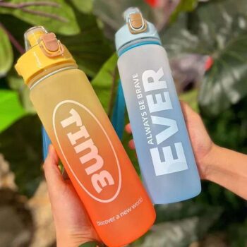 BPA FREE water bottleΒ